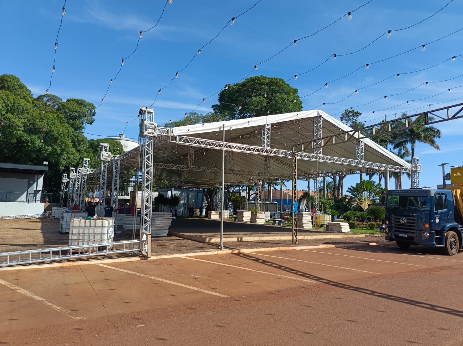 WhatsApp Image 2025 11 21 at 18.16.40